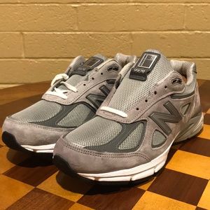 New Balance 990v4 990